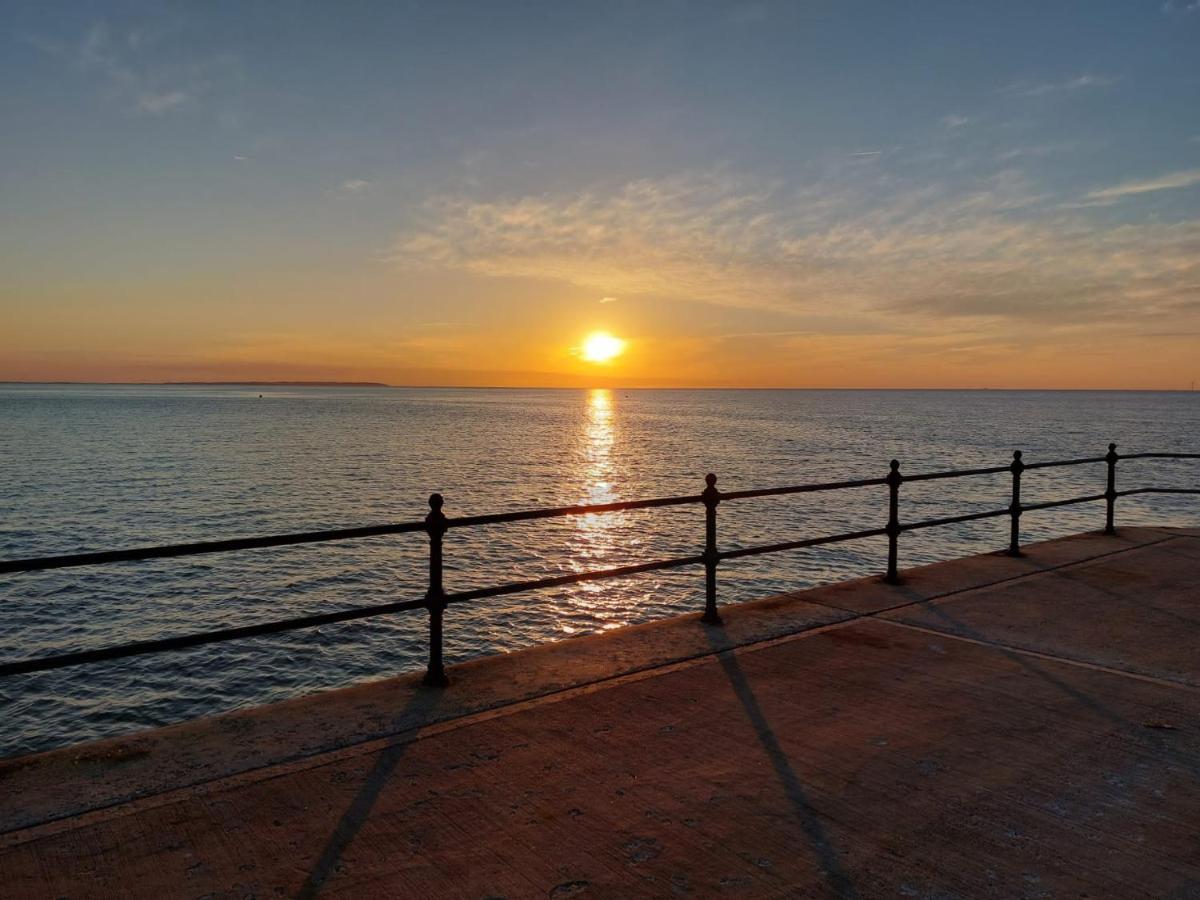 Inviting 1-Bed Apartment In Herne Bay Eksteriør billede