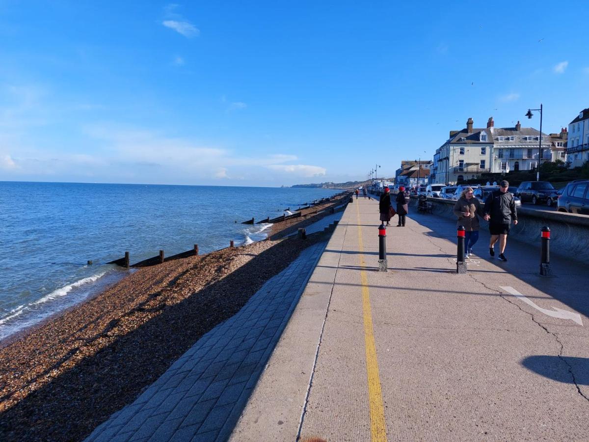 Inviting 1-Bed Apartment In Herne Bay Eksteriør billede